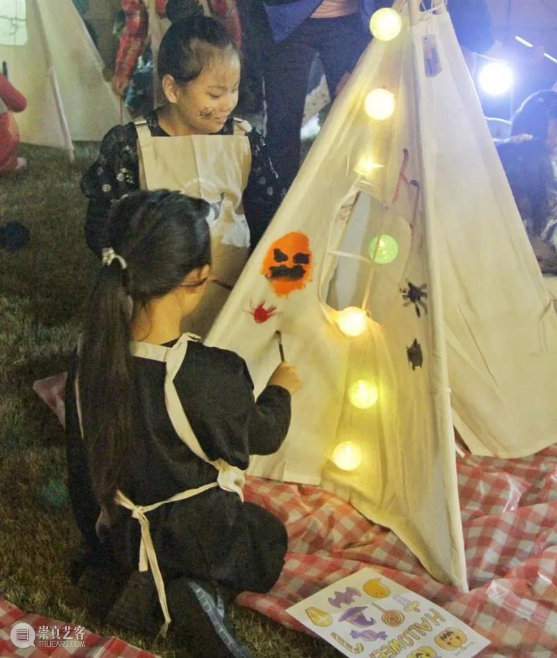 Trick or Treat 黎岸创艺之万圣节精彩回顾 美博艺术中心 万圣节 黎岸 小孩 鬼怪 逐家 糖果 群众 之中 人类 Halloween 崇真艺客